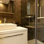 Floor Gem: 3br, Huge Veranda Lefkoşa