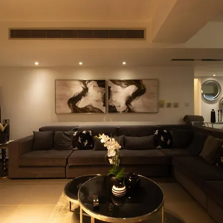 Apartment Floor Gem: 3br, Huge Veranda Nicosia