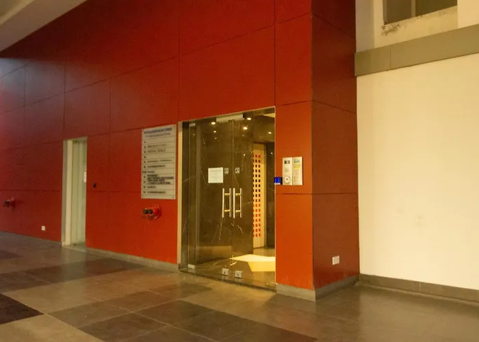 Apartment Floor Gem: 3br, Huge Veranda Nicosia