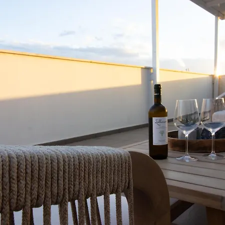 Floor Gem: 3br, Huge Veranda Apartment Nicosia